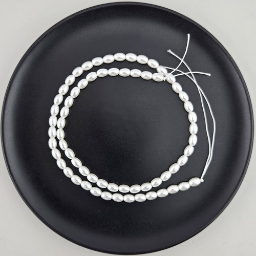 비즈팡 [HP-31-04]핵진주쌀알오벌 4X6mm 화이트 ,반줄