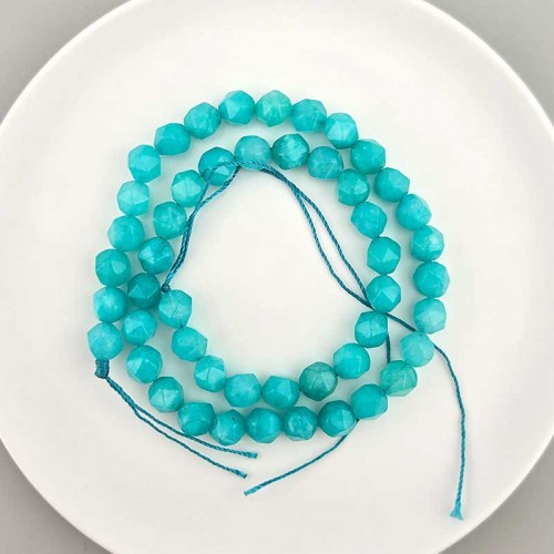 비즈팡 [J1-820-10]원석삼각컷팅 8mm 합성석 민트 ,반줄