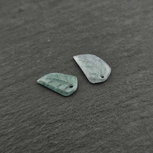 비즈팡 [J2-601-16]천연옥펜던트 버마옥나뭇잎 7x15mm(내경0.8mm) 민트 ,1개