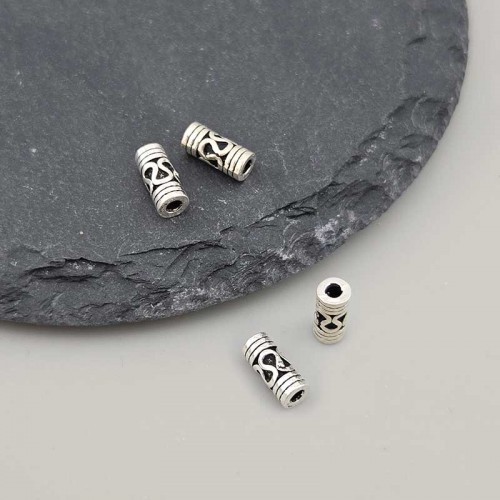 비즈팡 [SVP-06-48]순은펜던트 실버925 엔틱꼬불삼선원통 8.5x4mm (내경2mm)  ,1개