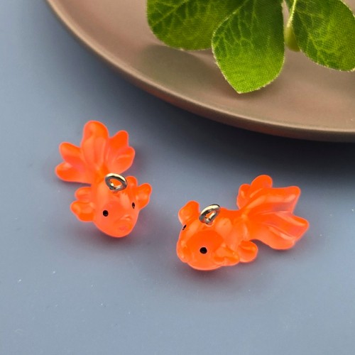 비즈팡 [PB-1-01]아크릴펜던트 오렌지금붕어고리형 25x12mm 물고기펜던트 ,1개