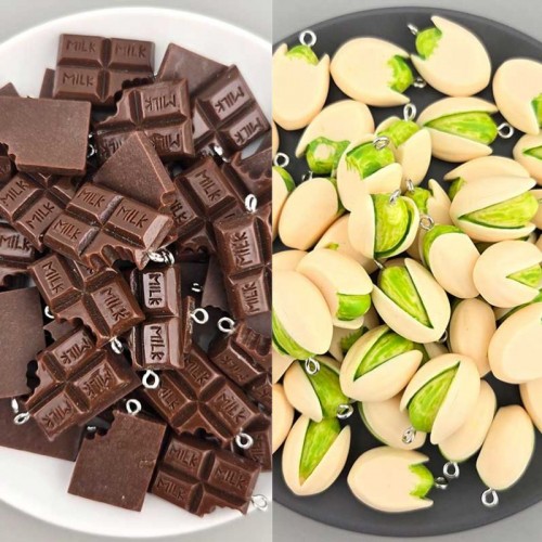 비즈팡 [PB-2-37]아크릴펜던트 밀크초콜릿 피스타치오 (키링용) ,1개