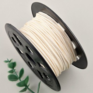 비즈팡 [Y1-25-01]인견매듭실 1.6mm 아이보리(Ivory) 전통매듭끈 꼰소사끈 묵주 염주팔찌용